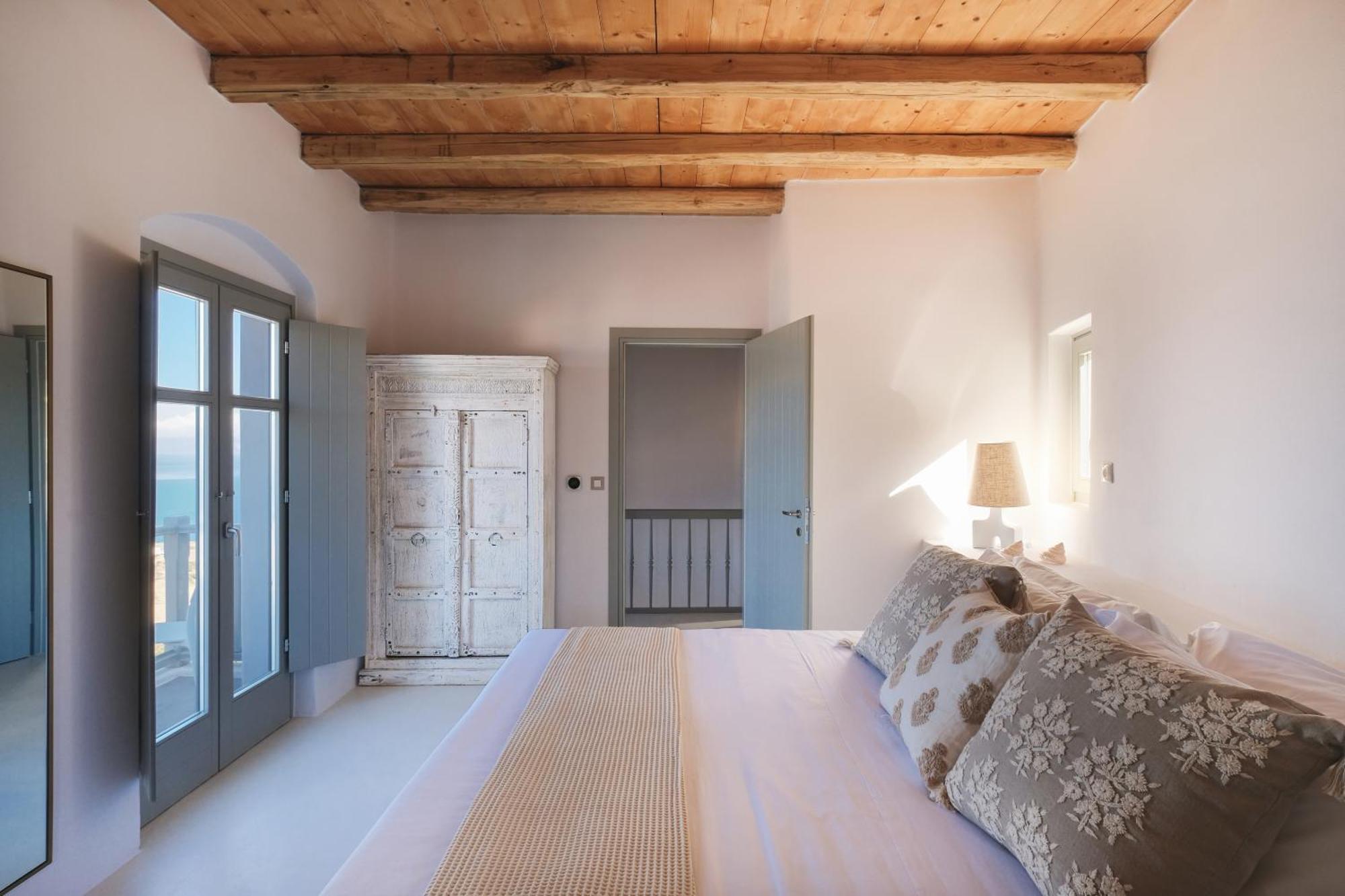 Odyssey Rock Milos Sunset Suites Plaka  Extérieur photo