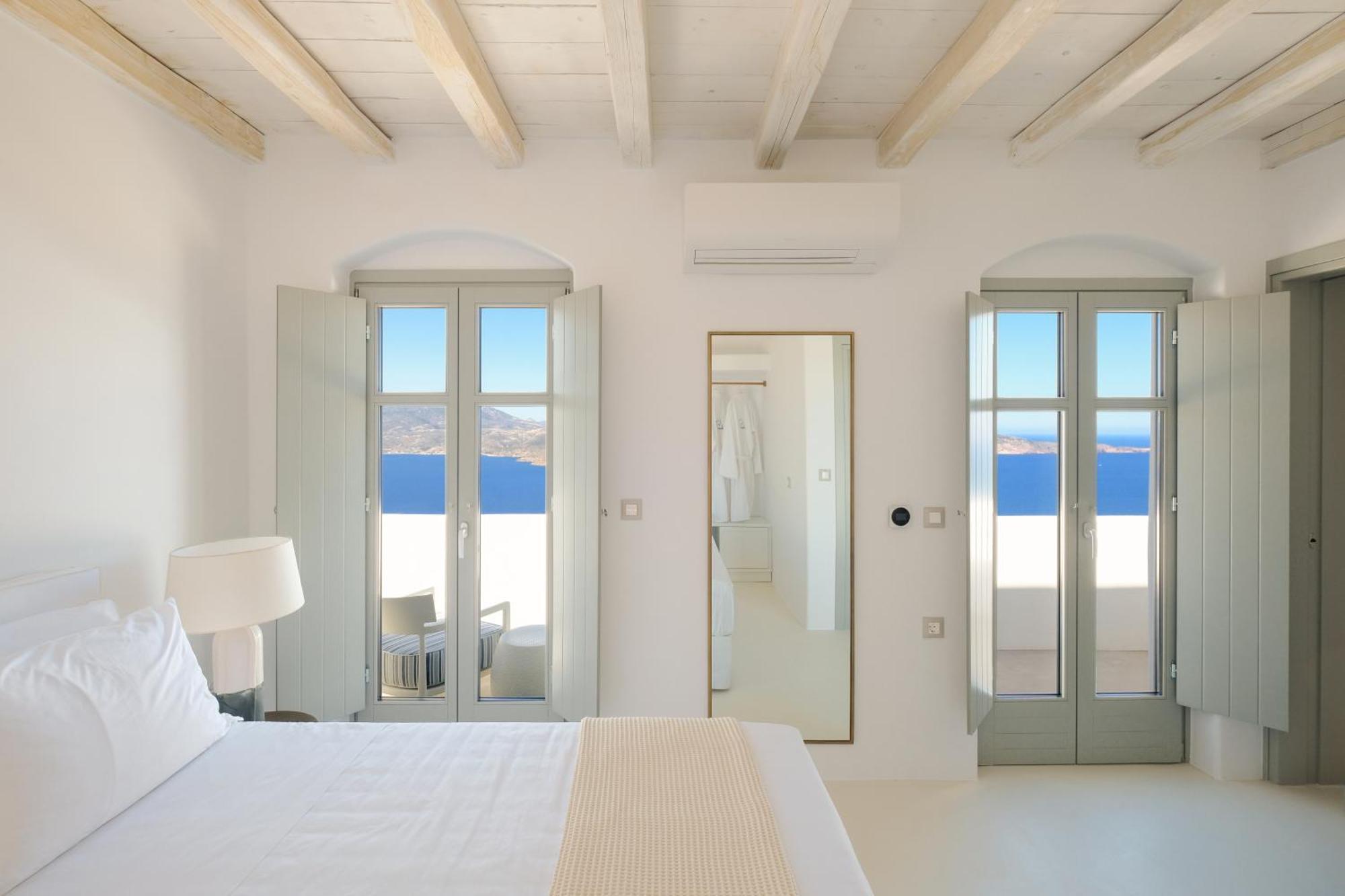 Odyssey Rock Milos Sunset Suites Plaka  Extérieur photo
