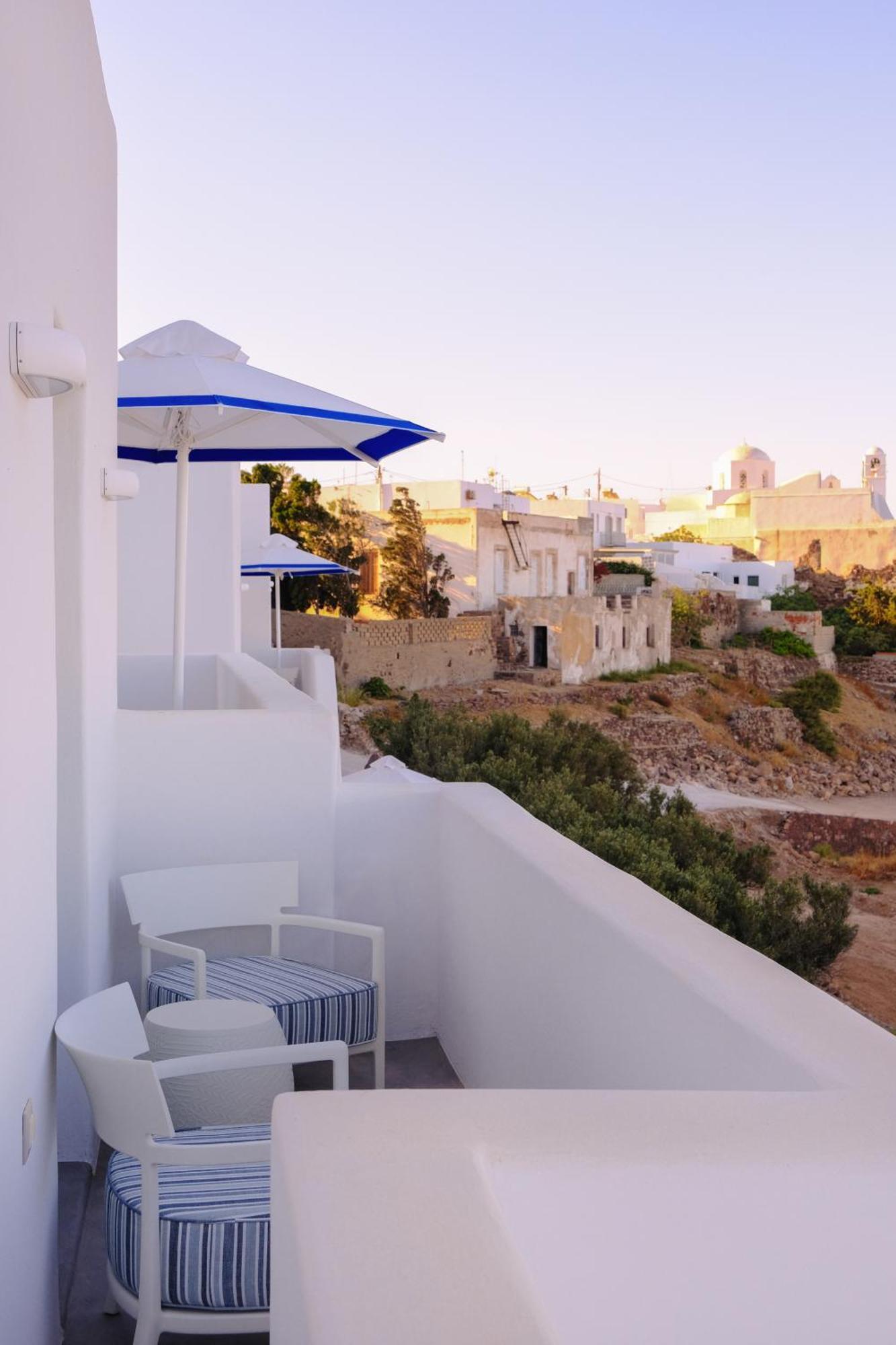Odyssey Rock Milos Sunset Suites Plaka  Chambre photo