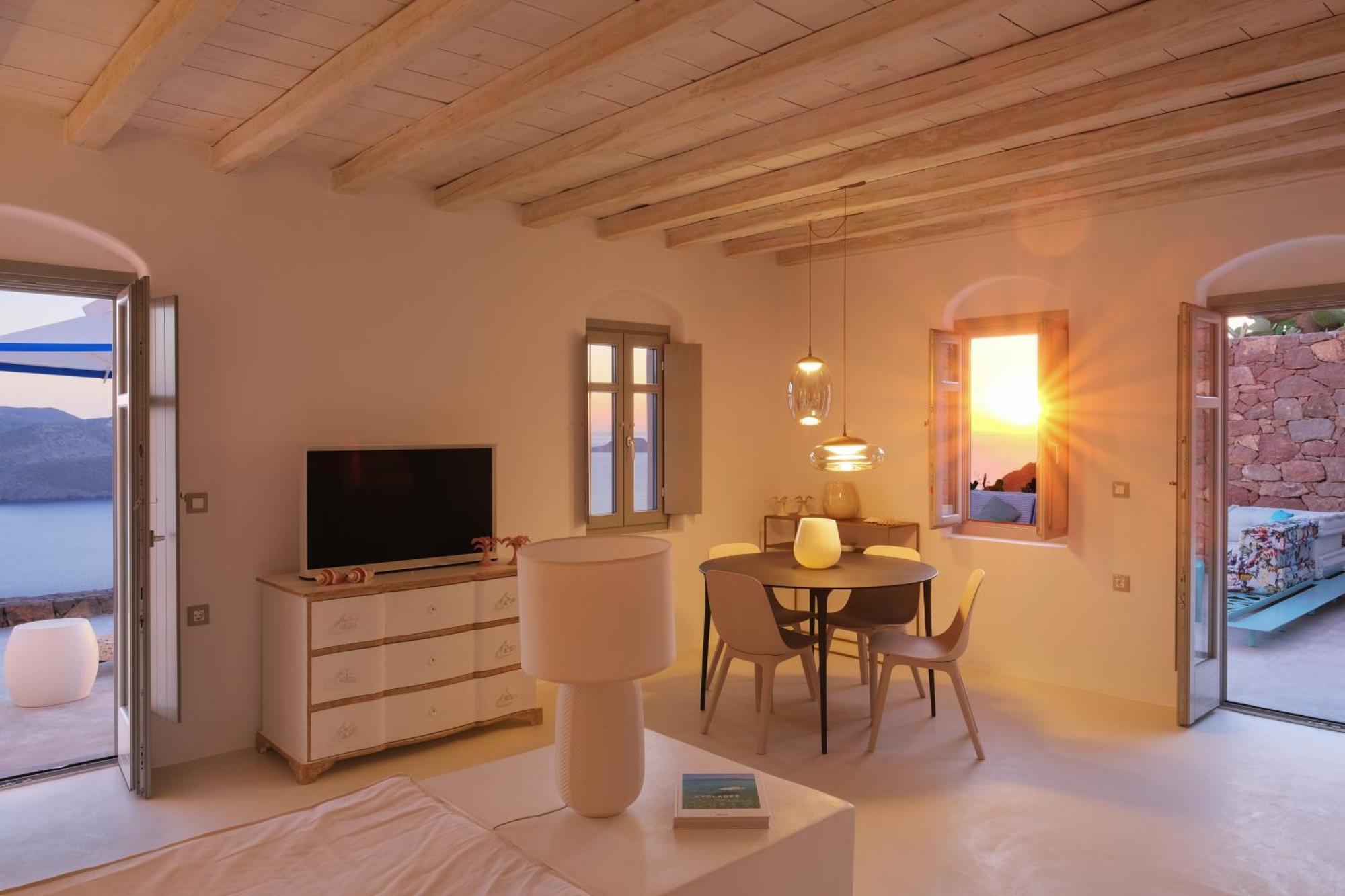 Odyssey Rock Milos Sunset Suites Plaka  Chambre photo