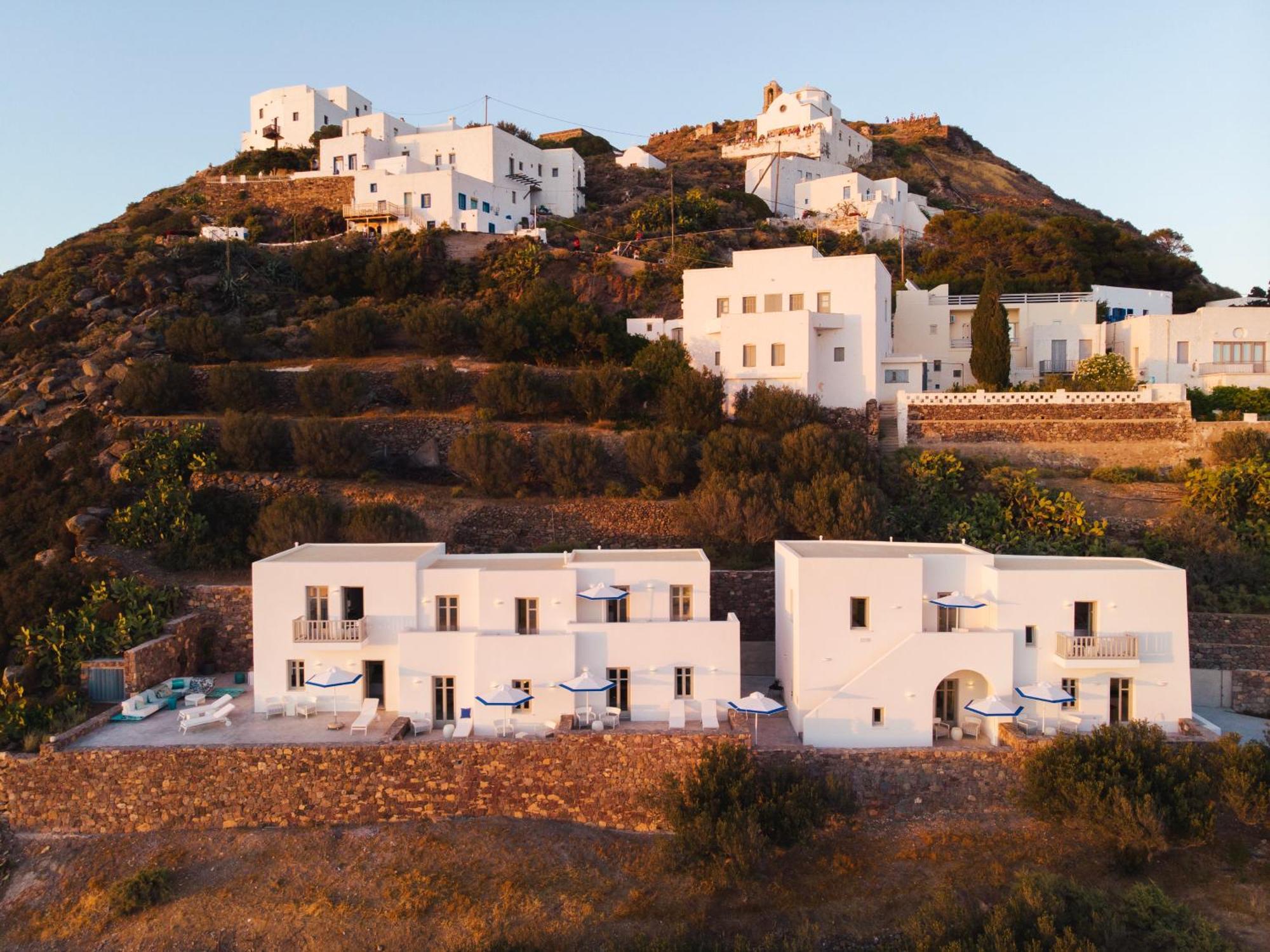 Odyssey Rock Milos Sunset Suites Plaka  Extérieur photo